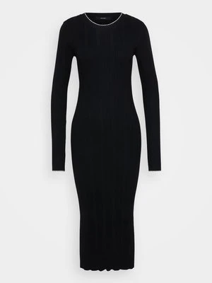 Sukienka dzianinowa Vero Moda Tall