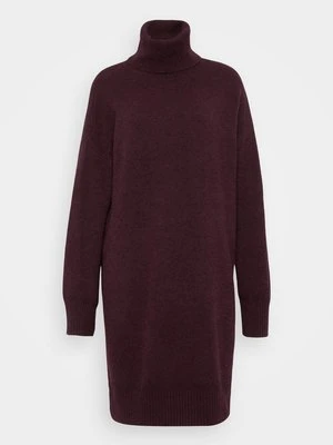 Sukienka dzianinowa Vero Moda Tall