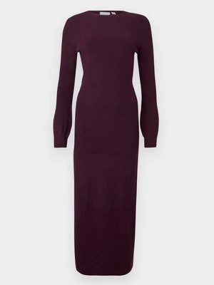 Sukienka dzianinowa Vila