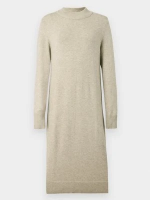 Sukienka dzianinowa Vila