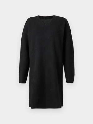 Sukienka dzianinowa Vila