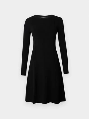 Sukienka dzianinowa Weekend Max Mara