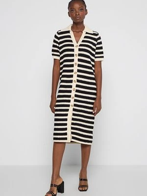 Sukienka dzianinowa YAS