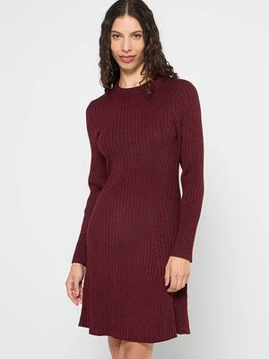 Sukienka dzianinowa YAS