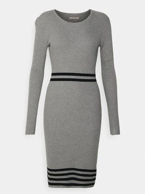 Sukienka etui Anna Field