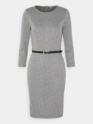 Sukienka etui Anna Field