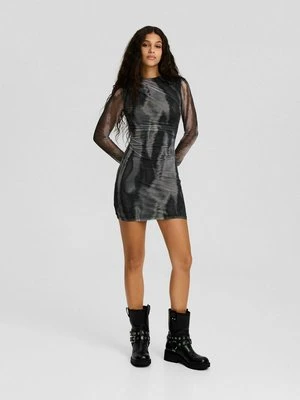 Sukienka etui Bershka