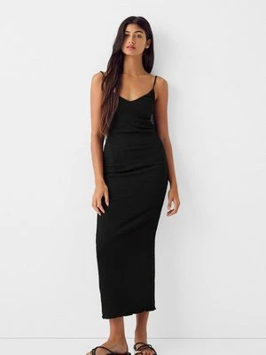 Sukienka etui Bershka