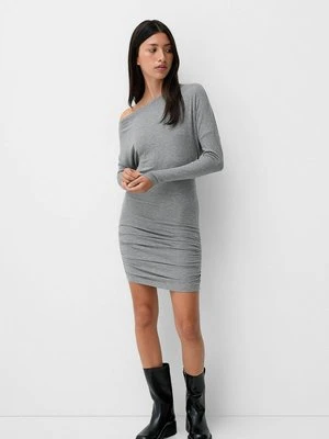 Sukienka etui Bershka