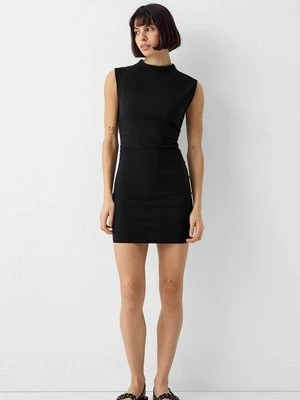 Sukienka etui Bershka