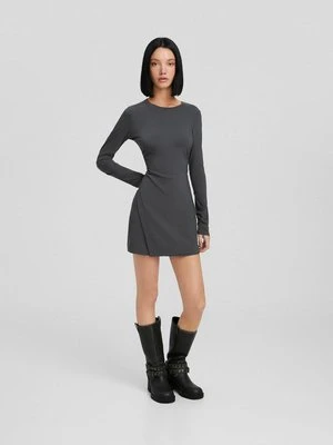 Sukienka etui Bershka