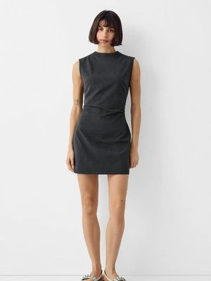 Sukienka etui Bershka