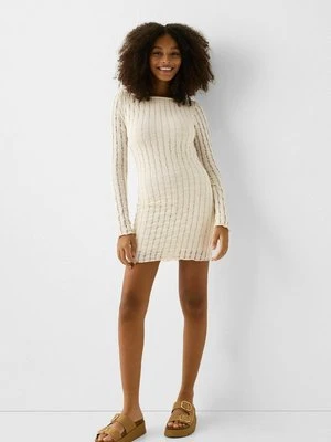 Sukienka etui Bershka