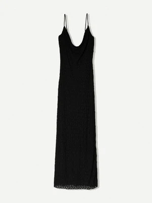 Sukienka etui Bershka