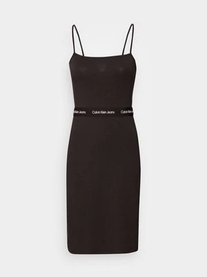 Sukienka etui Calvin Klein Jeans