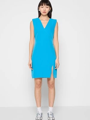 Sukienka etui CHIARA FERRAGNI