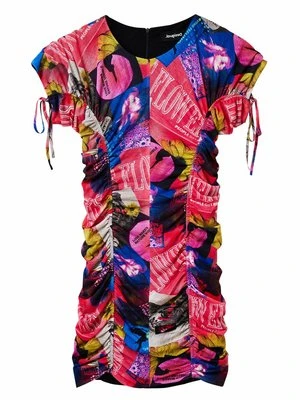 Sukienka etui Desigual