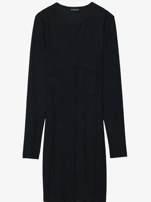 Sukienka etui Even&Odd