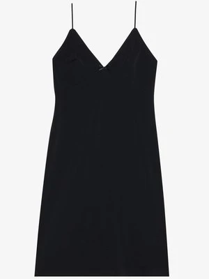 Sukienka etui Even&Odd