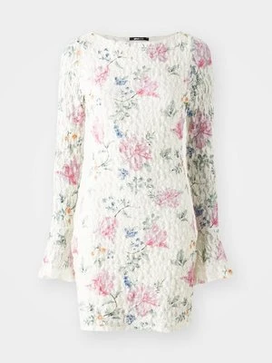 Sukienka etui Gina Tricot