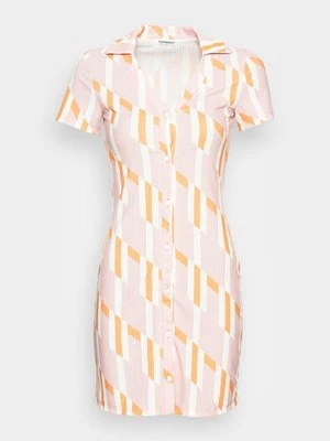 Sukienka etui Glamorous