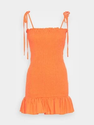 Sukienka etui Glamorous