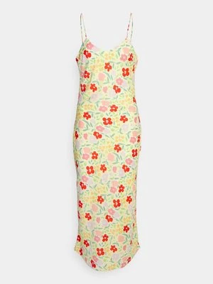 Sukienka etui Glamorous