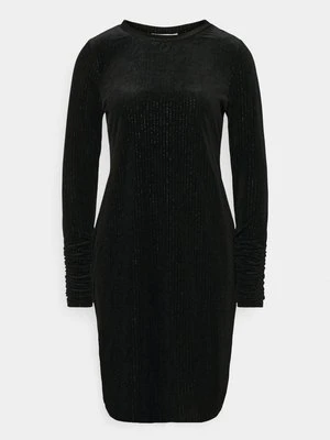 Sukienka etui Glamorous Bloom