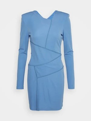 Sukienka etui KOCHÉ