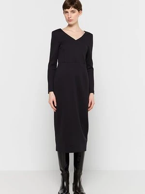 Sukienka etui Marc Cain