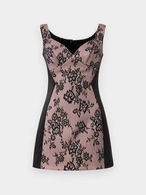 Sukienka etui Marc Jacobs