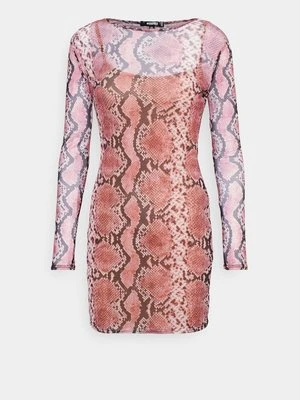 Sukienka etui Missguided