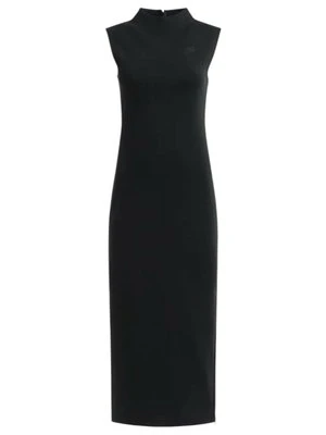 Sukienka etui Nike SB