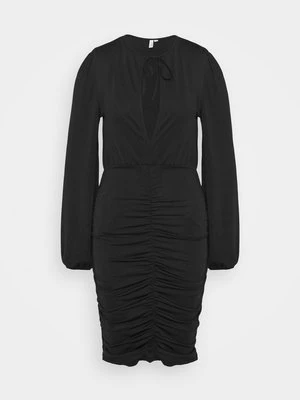 Sukienka etui Nly by Nelly