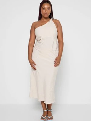 Sukienka etui & Other Stories