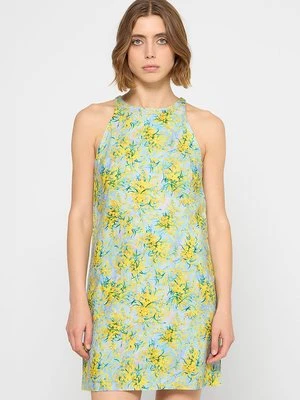 Sukienka etui & Other Stories