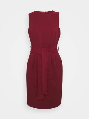 Sukienka etui Trendyol