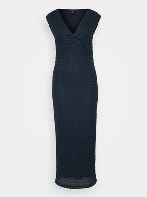 Sukienka etui Vero Moda Tall