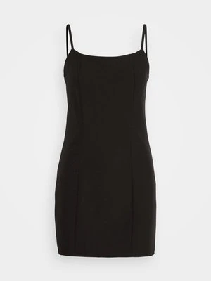 Sukienka etui WAL G.