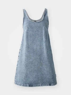 Sukienka jeansowa Edwin