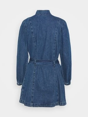 Sukienka jeansowa Glamorous Petite