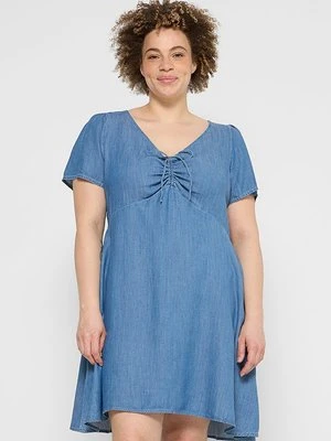 Sukienka jeansowa Levi's® Plus