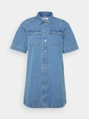 Sukienka jeansowa Vero Moda Curve