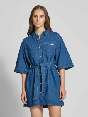 Sukienka jeansowa z wiązanym paskiem Calvin Klein Jeans
