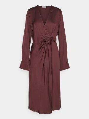 Sukienka koktajlowa 2nd Day