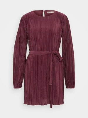 Sukienka koktajlowa Abercrombie & Fitch