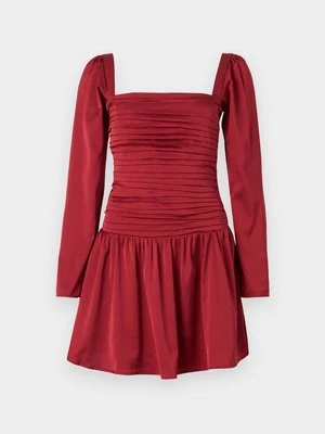 Sukienka koktajlowa Abercrombie & Fitch