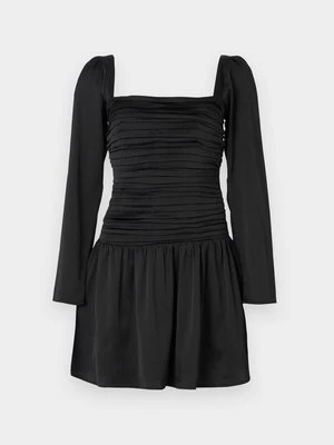 Sukienka koktajlowa Abercrombie & Fitch