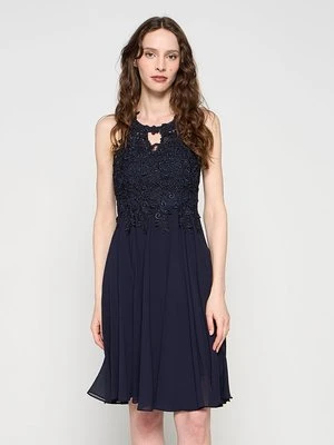 Sukienka koktajlowa Apart Glamour