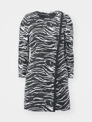 Sukienka koktajlowa BAUM UND PFERDGARTEN